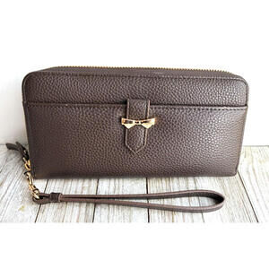 Anne Klein Brown Bow Zippered Pebble  Wallet Wristlet